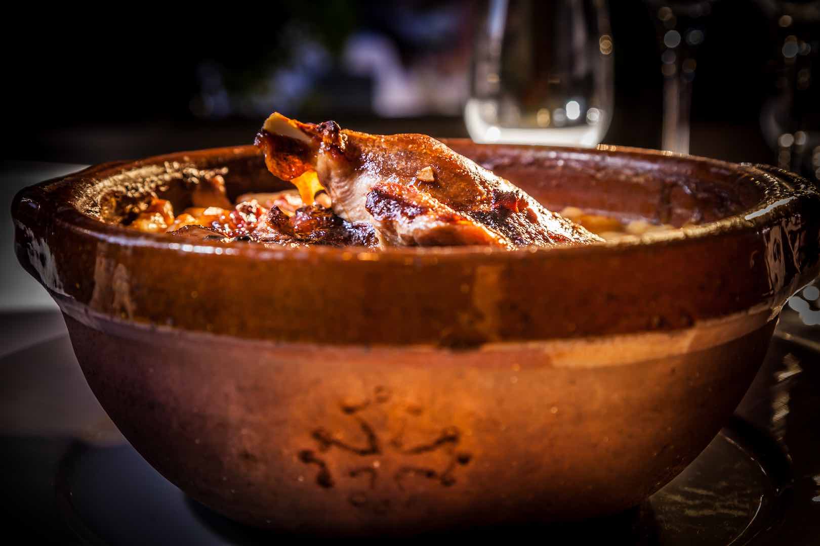 cassoulet-comte-roger-cite-carcassonne-restaurant